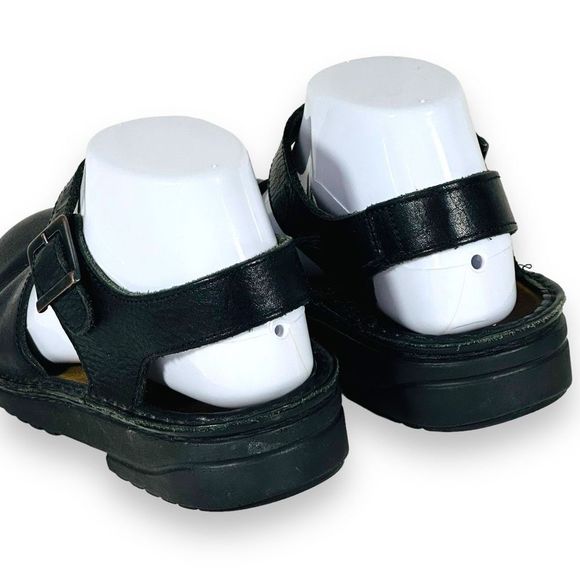 Walking Co Leather Ankle Strap Buckle Slip On Close Toe Flat Shoes Black Size 6 - Picture 6 of 9